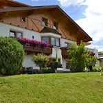 Haus Romantica