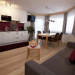 Haus Romantica 나우더스